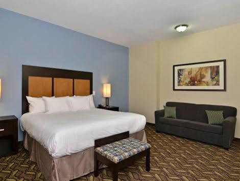 Comfort & I-10 Airport 3*